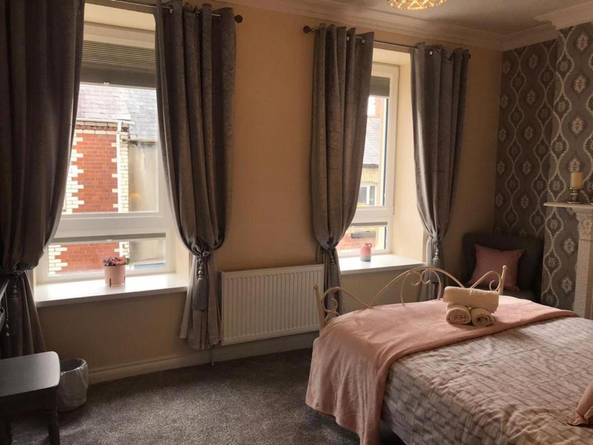 Helens House Derry City Centre Remarkable 3-Bed ภายนอก รูปภาพ